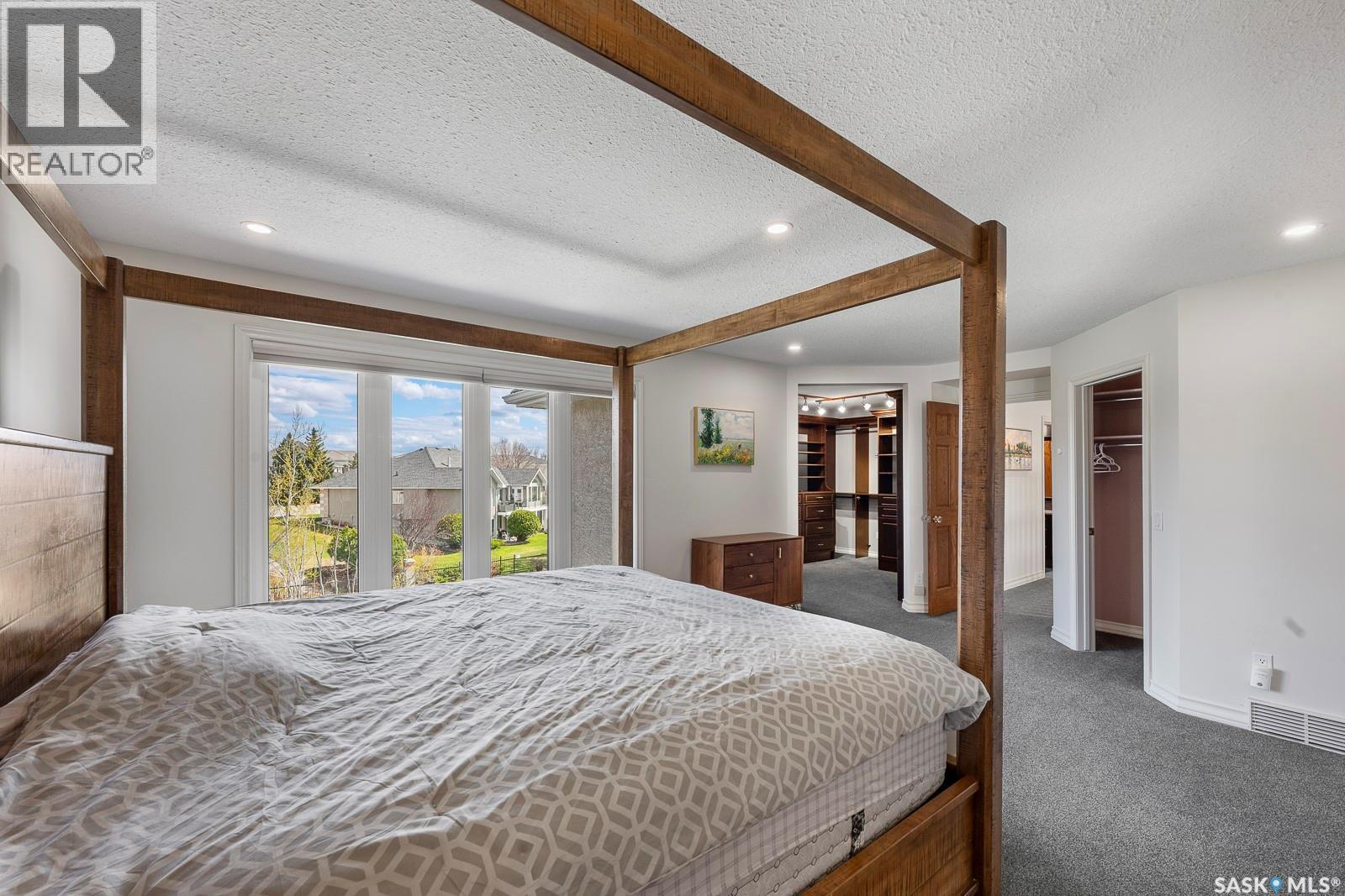 5054 Wascana Vista Court, Regina, SK - Indoor Photo Showing Bedroom