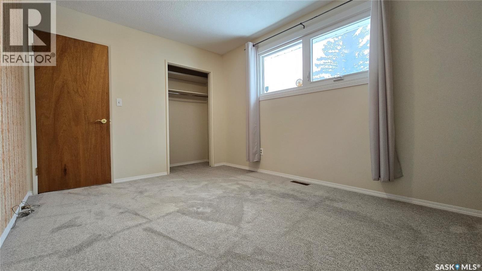 854 Broad Street N, Regina, SK - Indoor Photo Showing Other Room