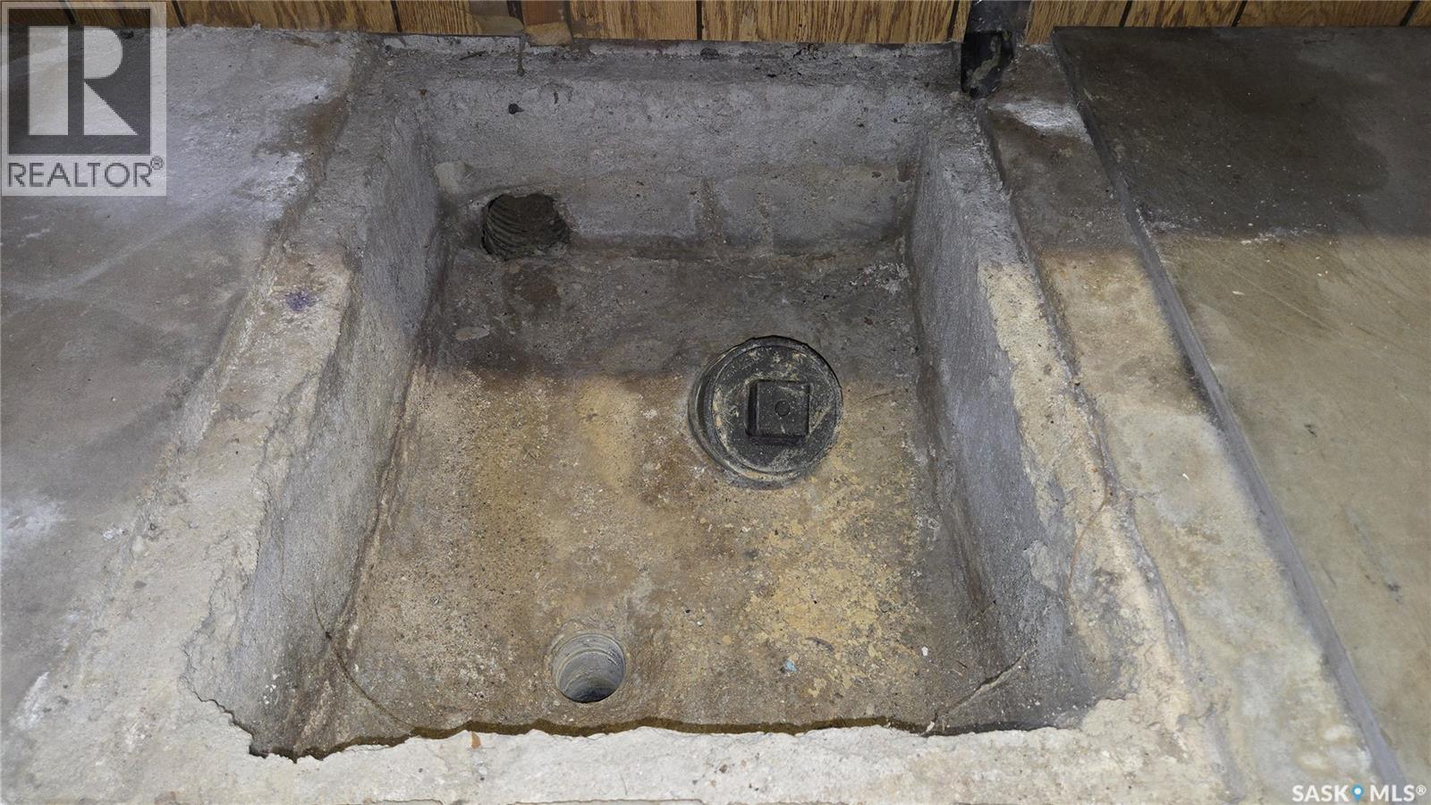 854 Broad Street N, Regina, SK -