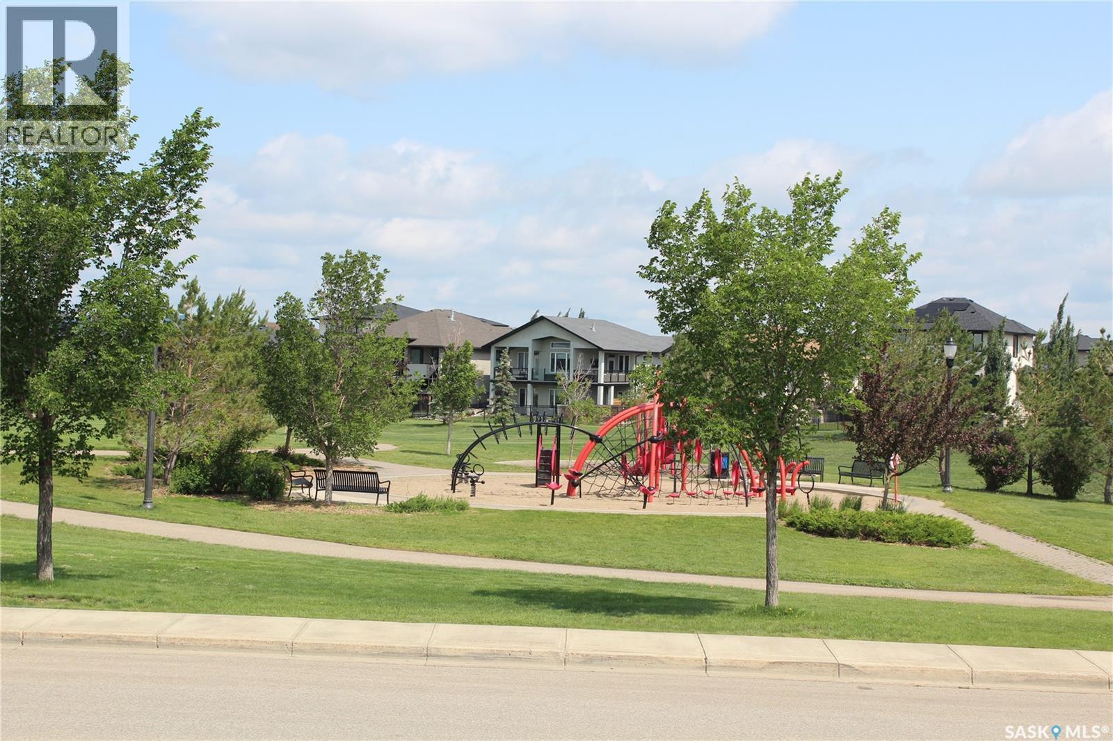 4337 Green Apple Drive E, Regina, SK - Outdoor