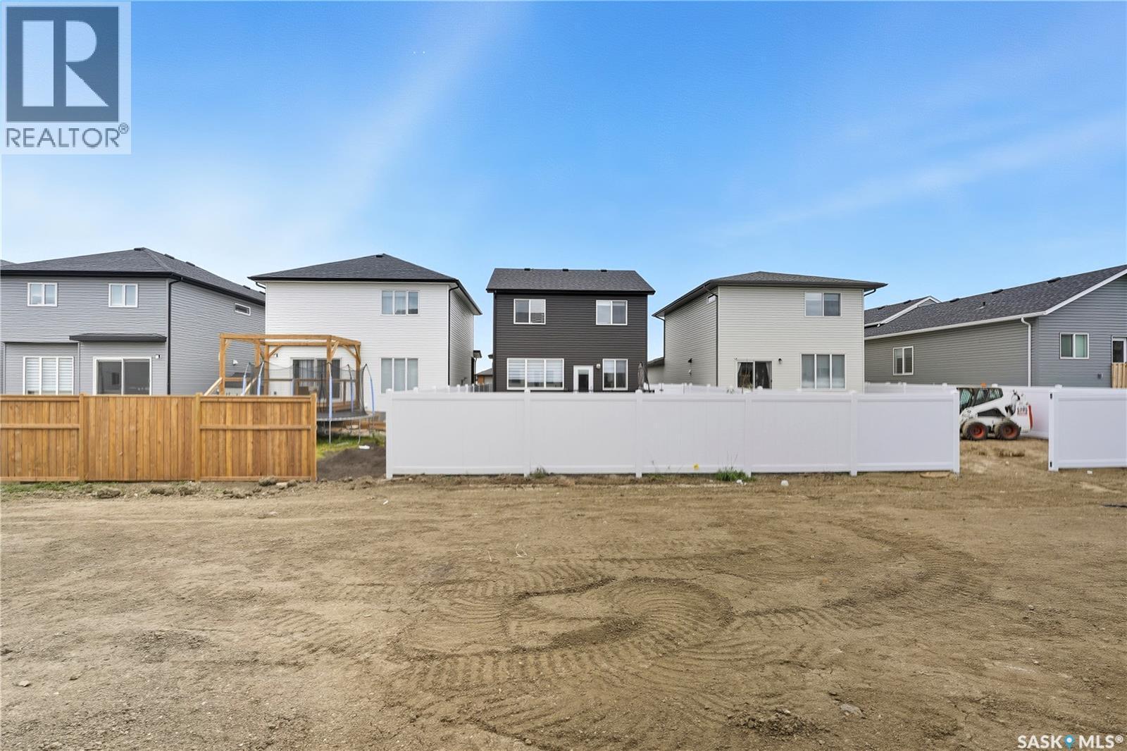 8657 Wheat Crescent, Regina, SK - Outdoor With Exterior
