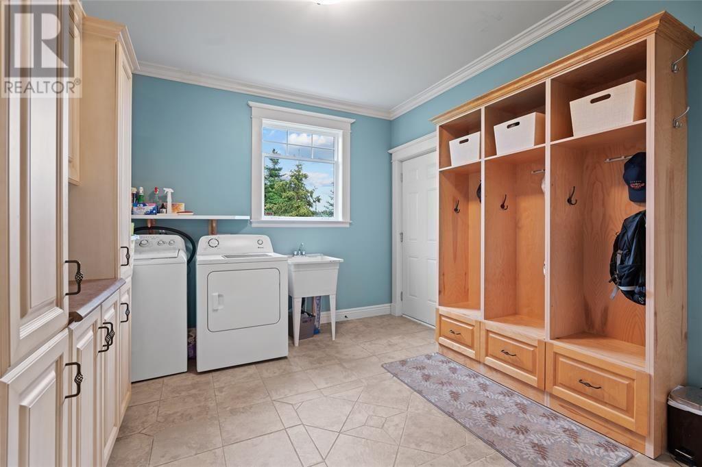 63 Pitchers Path, St John'S, NL - Indoor Photo Showing Laundry Room