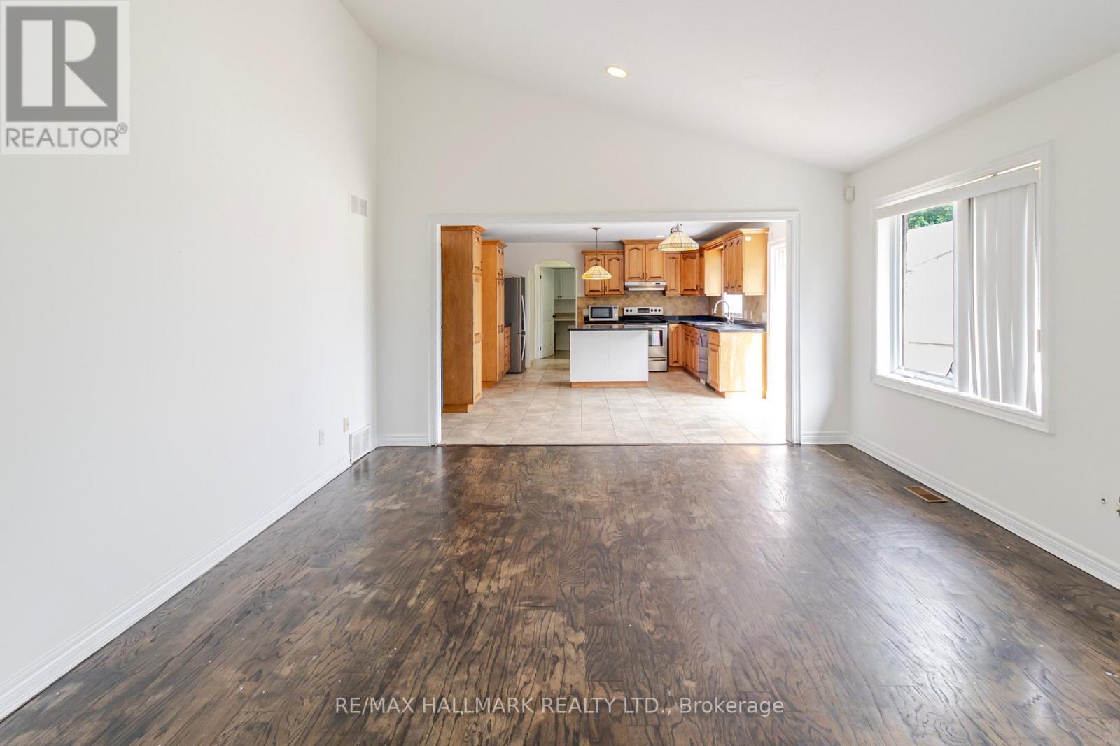 138 Colbeck Drive, Welland, ON - Indoor Photo Showing Other Room