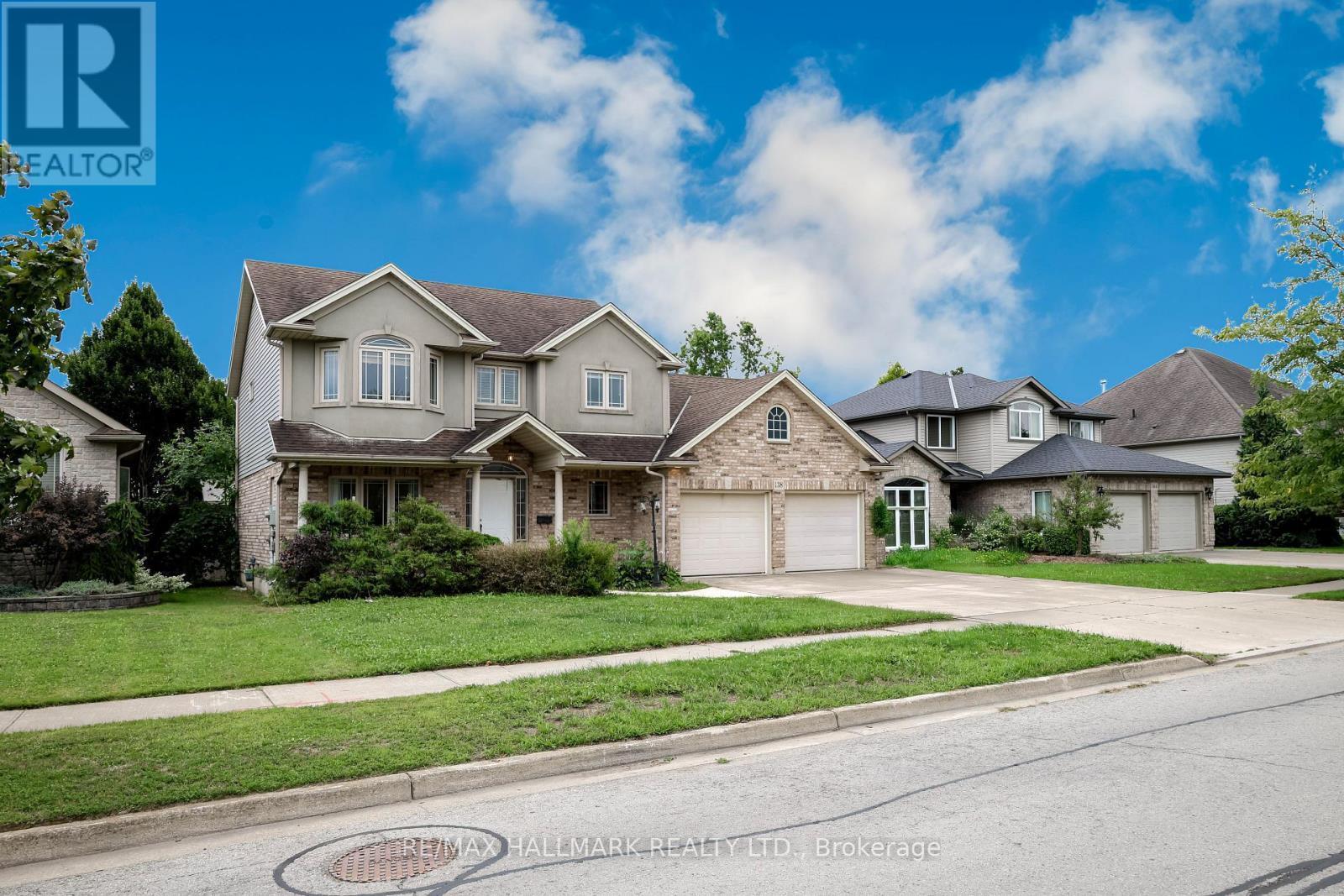 138 Colbeck Drive, Welland, ON - Outdoor With Facade