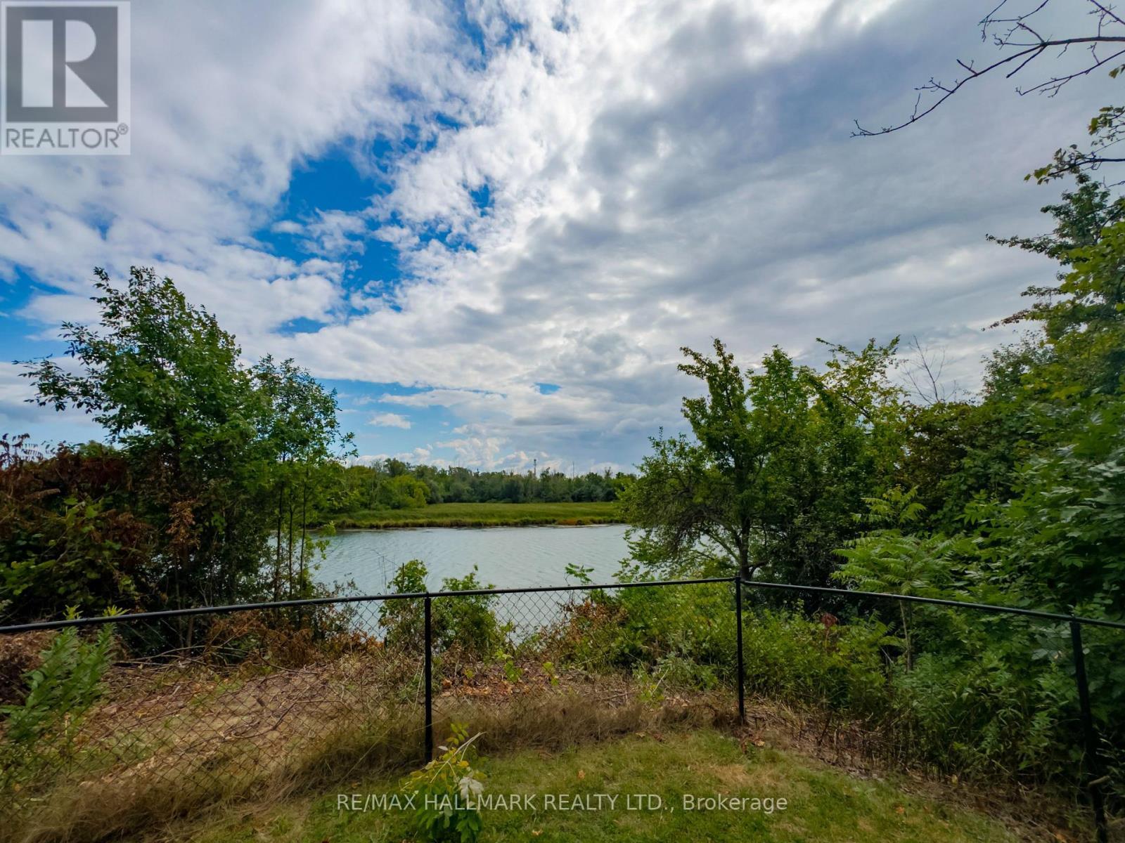 138 Colbeck Drive, Welland, ON - Outdoor With Body Of Water With View