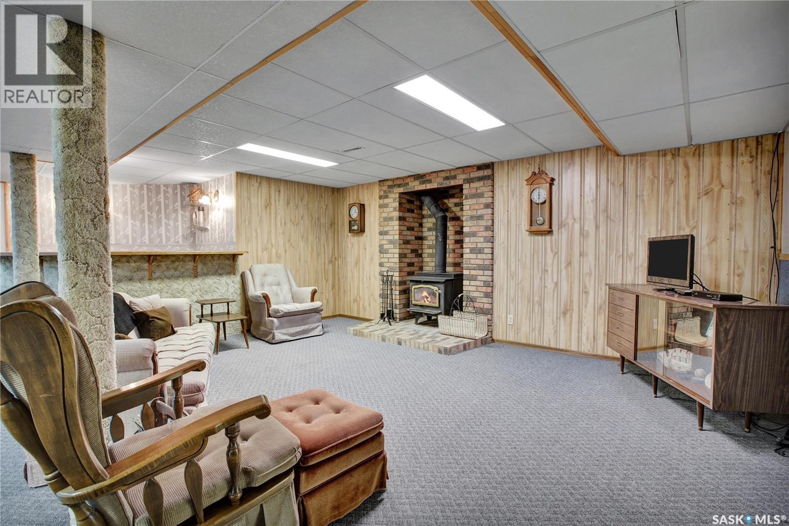 302 6Th Street, Hague, SK - Indoor Photo Showing Basement