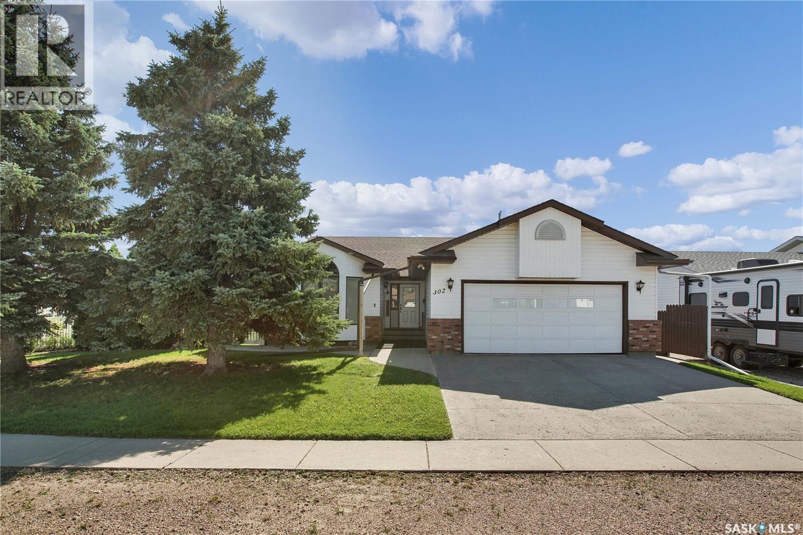 302 6Th Street, Hague, SK - Outdoor