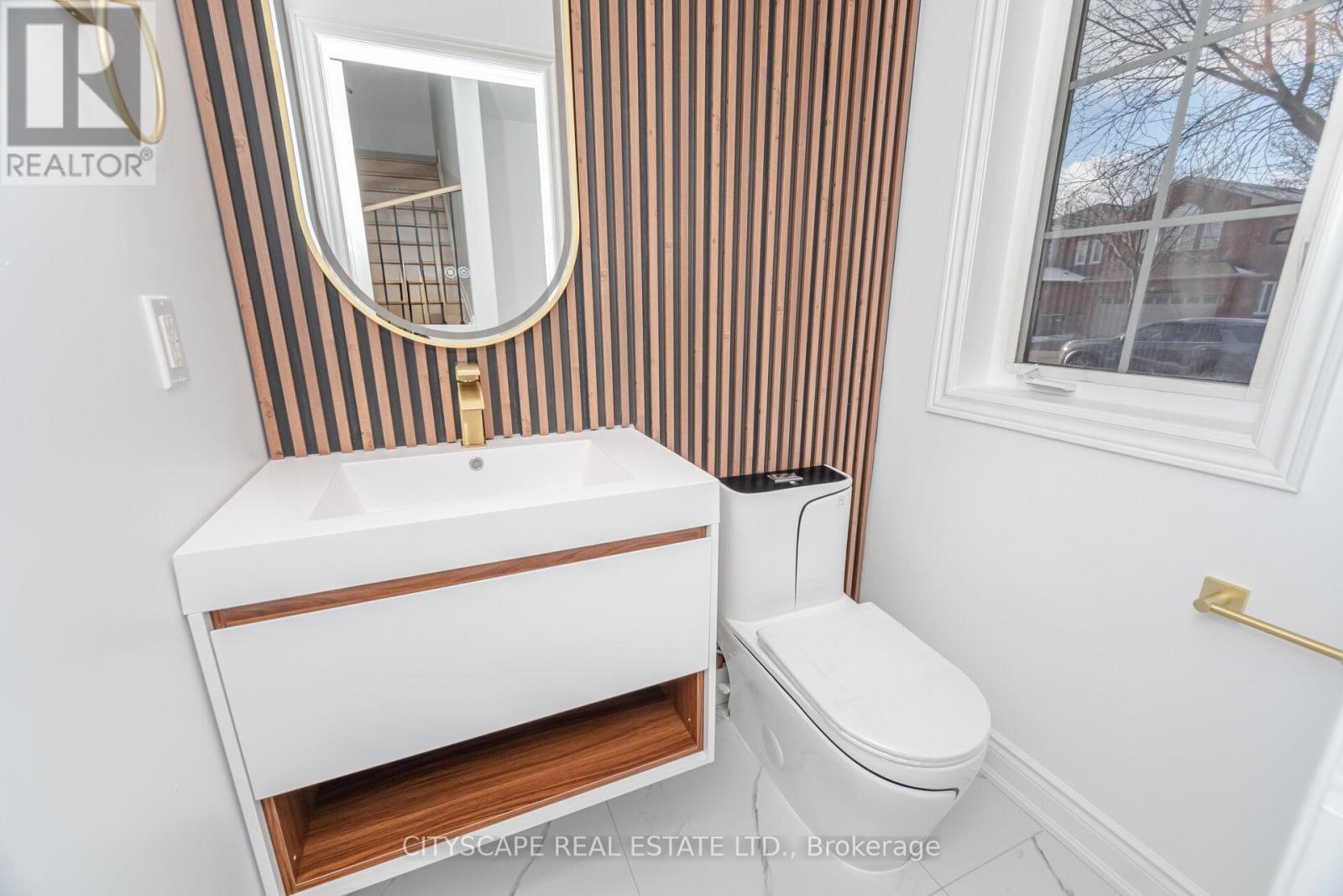 5843 Prairie Circle, Mississauga, ON - Indoor