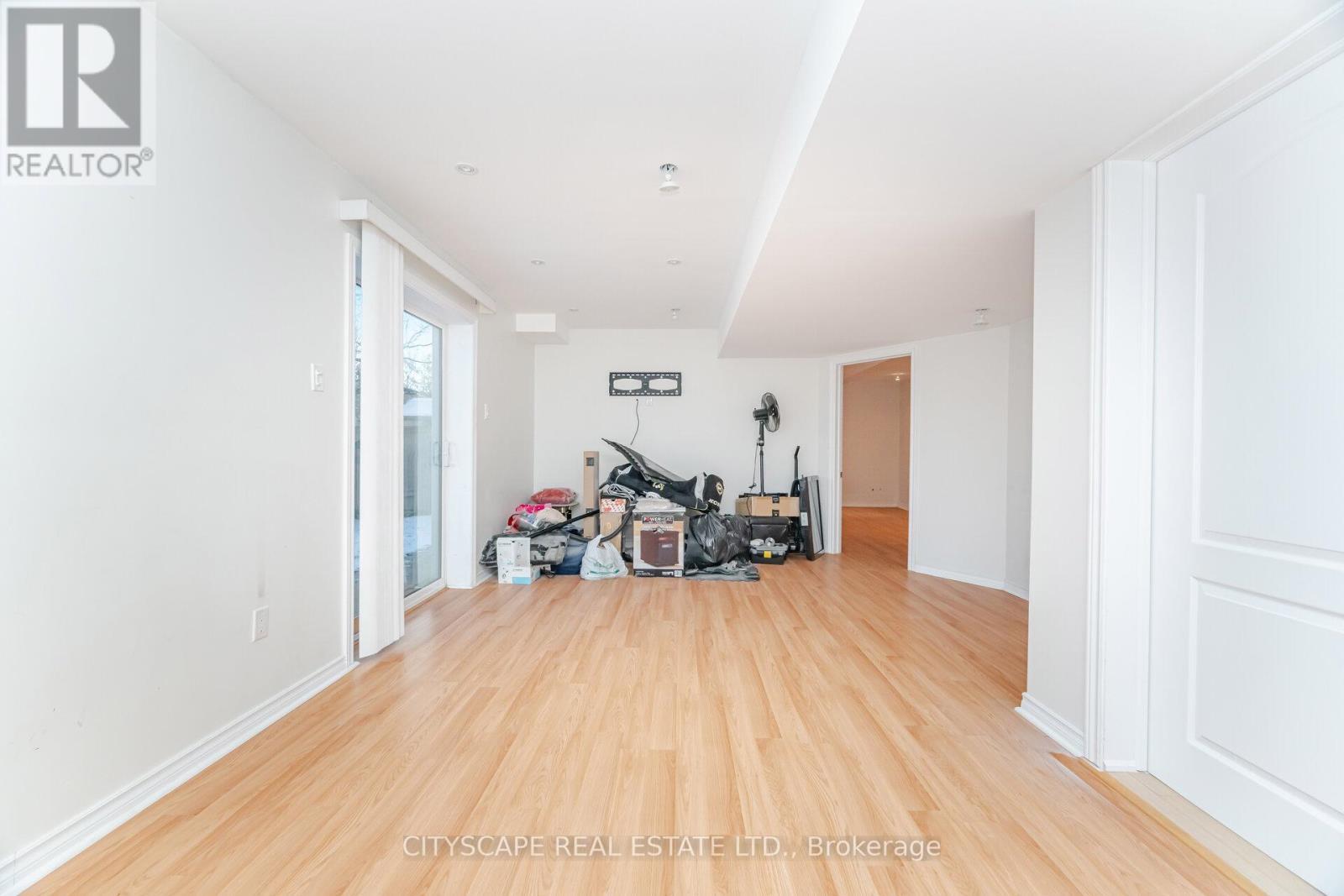 5843 Prairie Circle, Mississauga, ON - Indoor