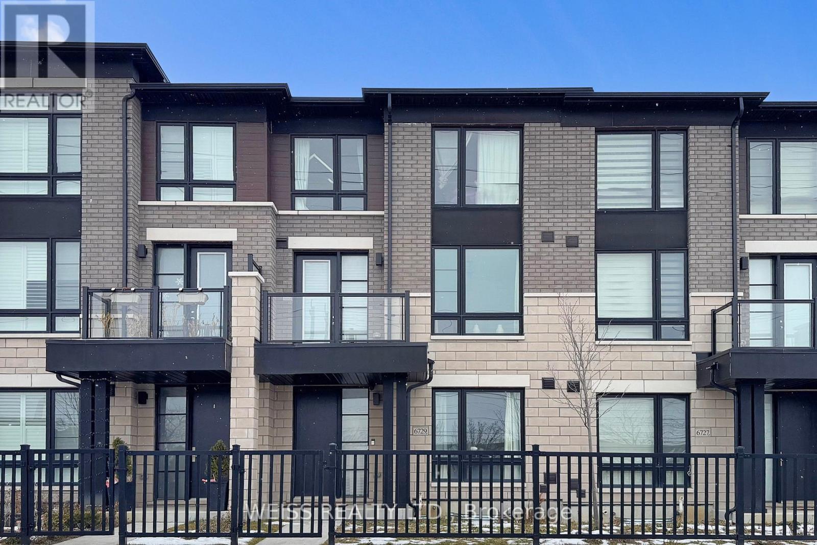 6729 Thickson Road N, Whitby, ON - Outdoor With Balcony With Facade