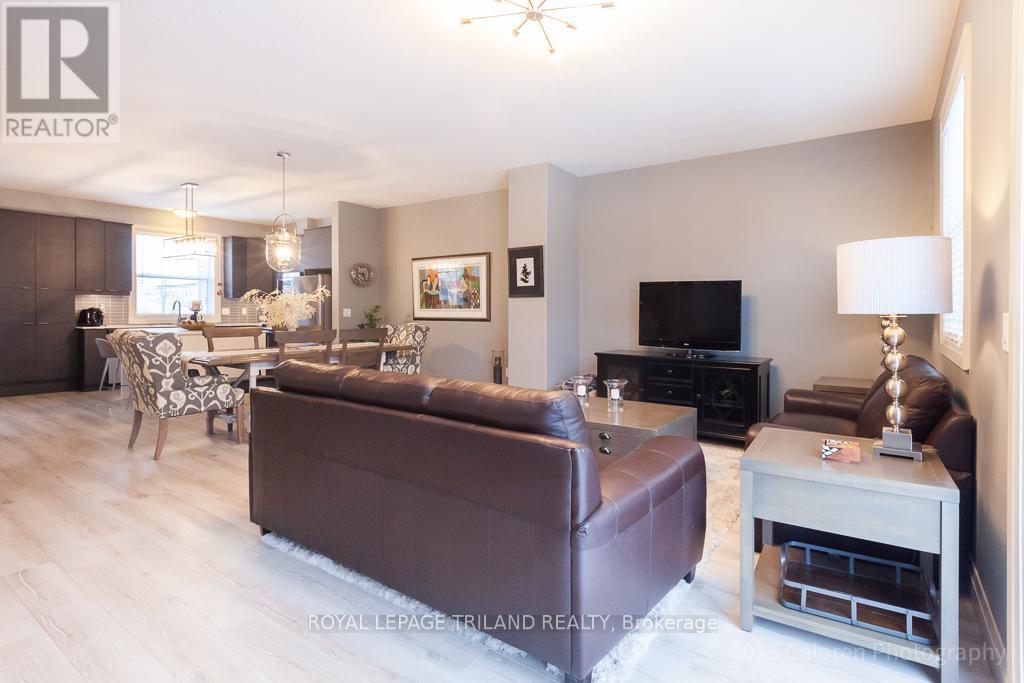 15 - 1040 Coronation Drive, London North (North I), ON