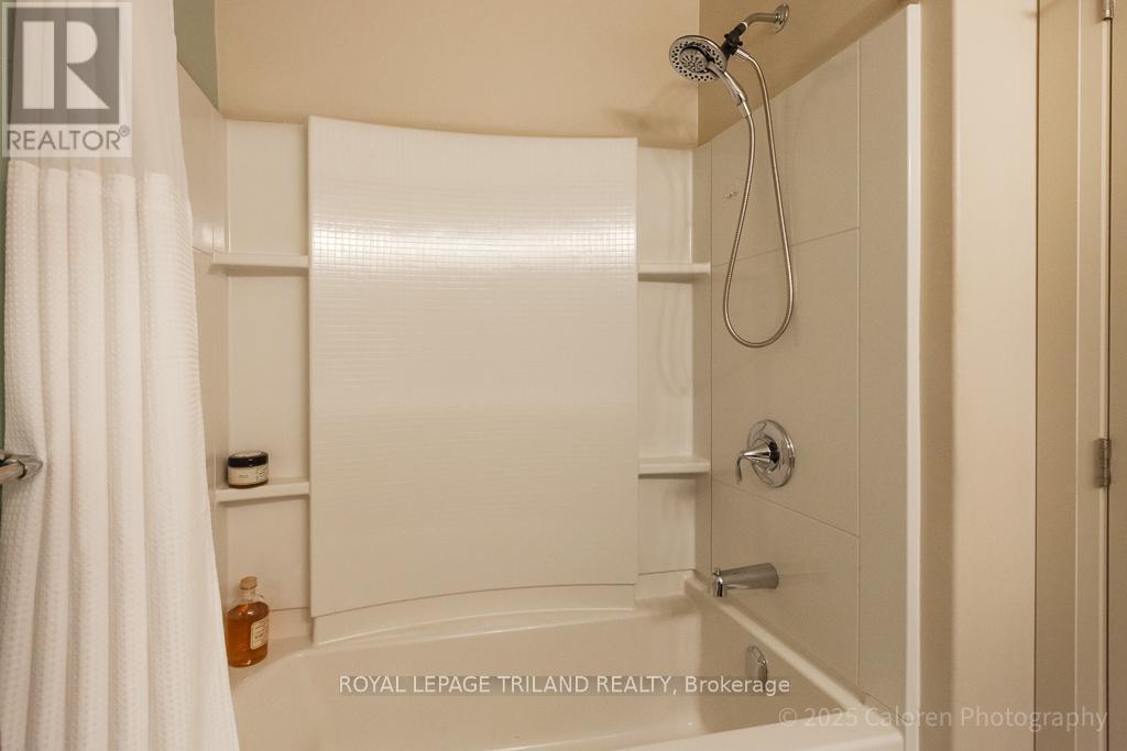 15 - 1040 Coronation Drive, London North (North I), ON