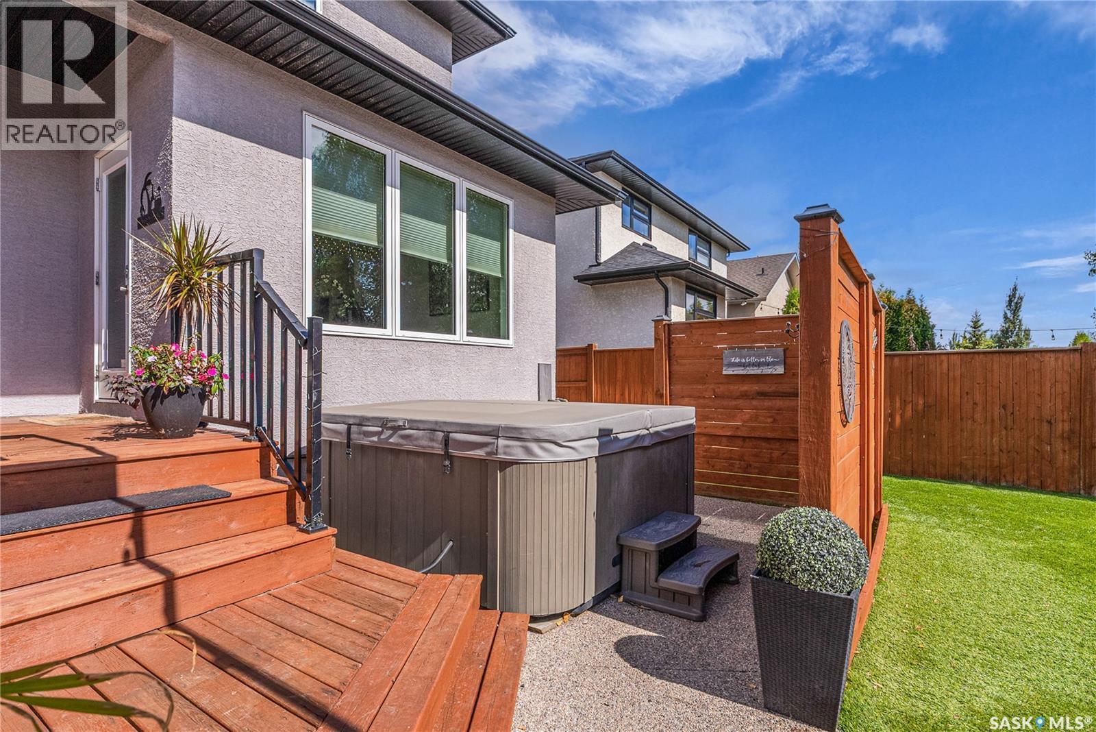 231 Atton Court, Saskatoon, SK - Outdoor With Deck Patio Veranda With Exterior