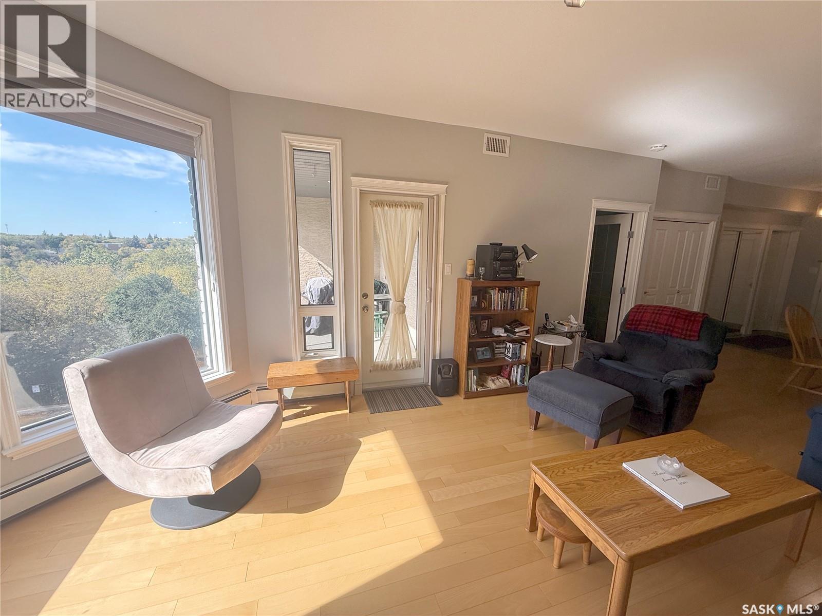 307 615 Saskatchewan Crescent W, Saskatoon, SK - Indoor