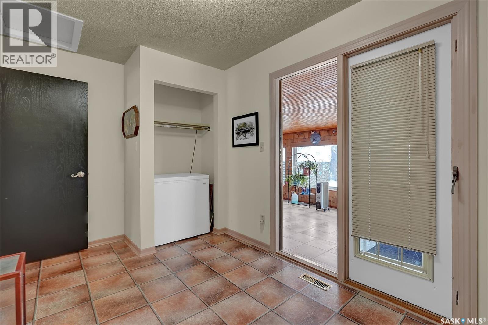 1124 Courtney Street, Regina, SK - Indoor Photo Showing Other Room