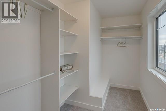 322 Asokan Bend, Saskatoon, SK - Indoor With Storage