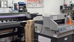 205 - 8108 YONGE STREET Vaughan, ON L4J 1W4