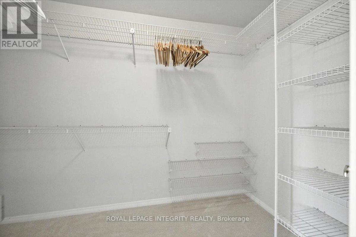 17 Columbus Avenue, Ottawa, ON - Indoor With Storage
