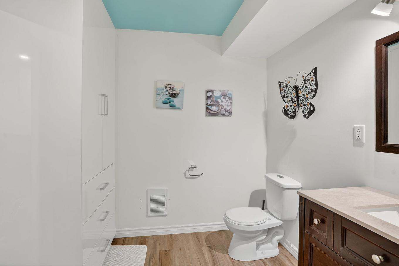 Salle de bains - 1008 Rue De Condé, Saint-Jérôme, QC - Indoor Photo Showing Bathroom