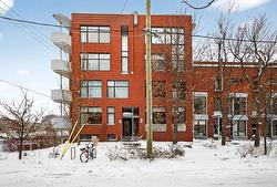 3-929 Av. de l'Épée Montréal (Outremont), QC H2V 3V2