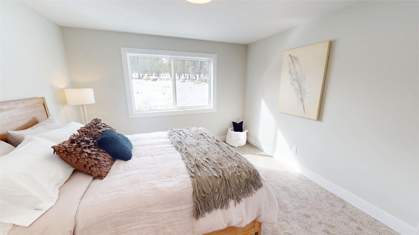 331 Legacy Lookout, Cranbrook, BC - Indoor Photo Showing Bedroom