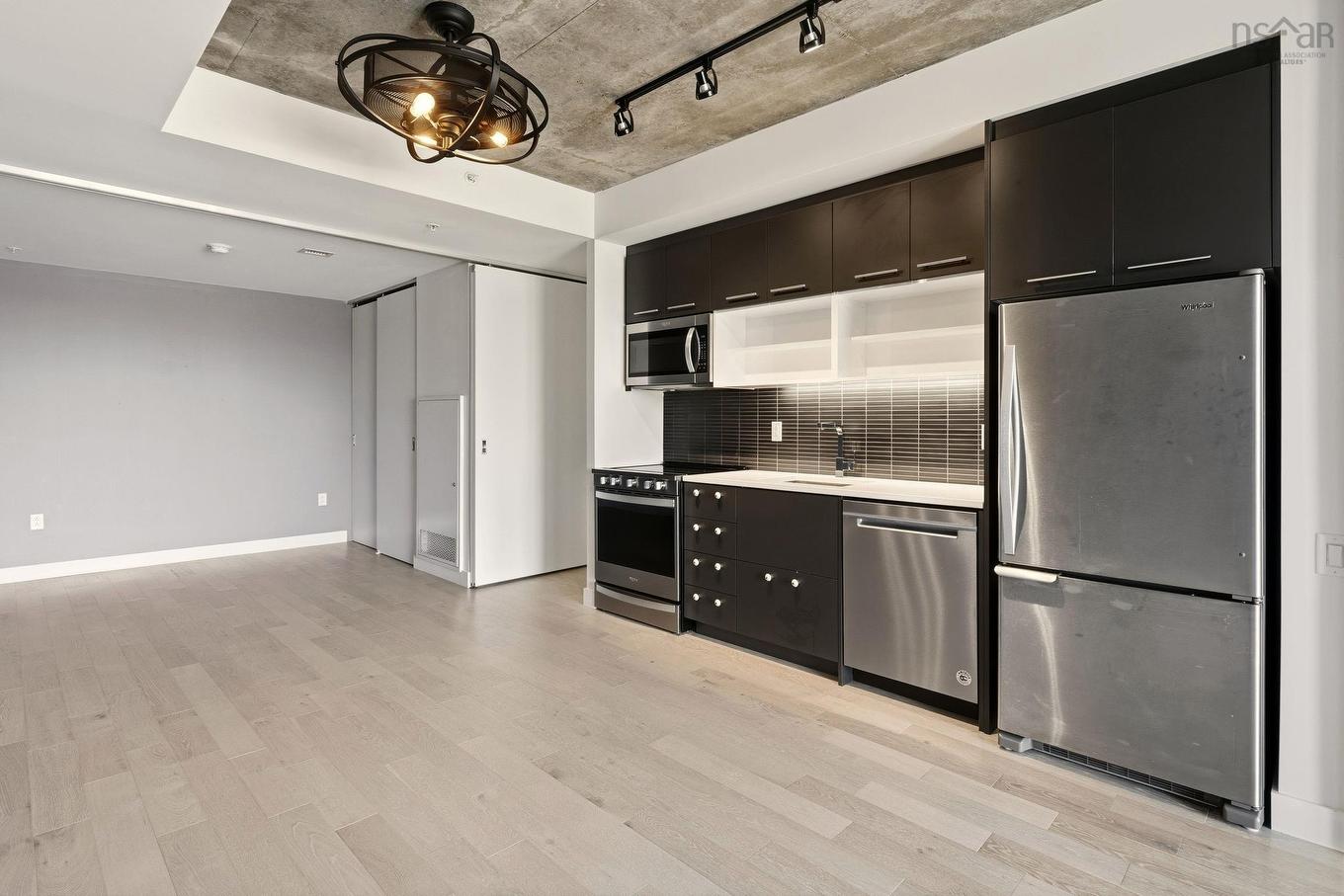 618 1048 Wellington Street, Halifax, NS