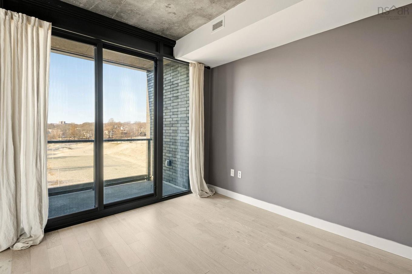 618 1048 Wellington Street, Halifax, NS