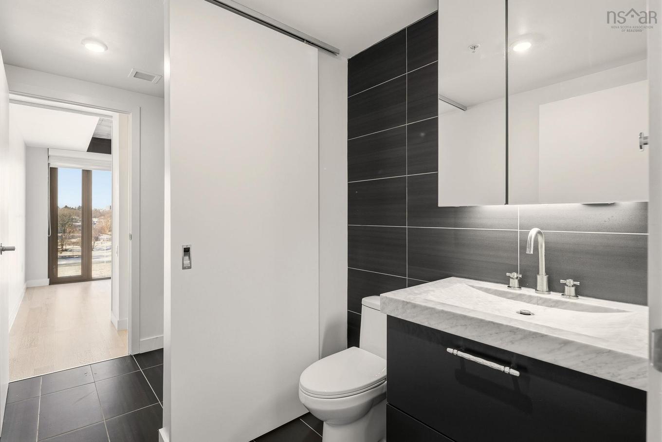 618 1048 Wellington Street, Halifax, NS