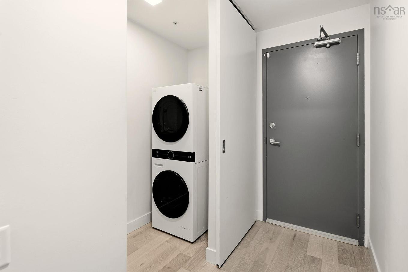 618 1048 Wellington Street, Halifax, NS