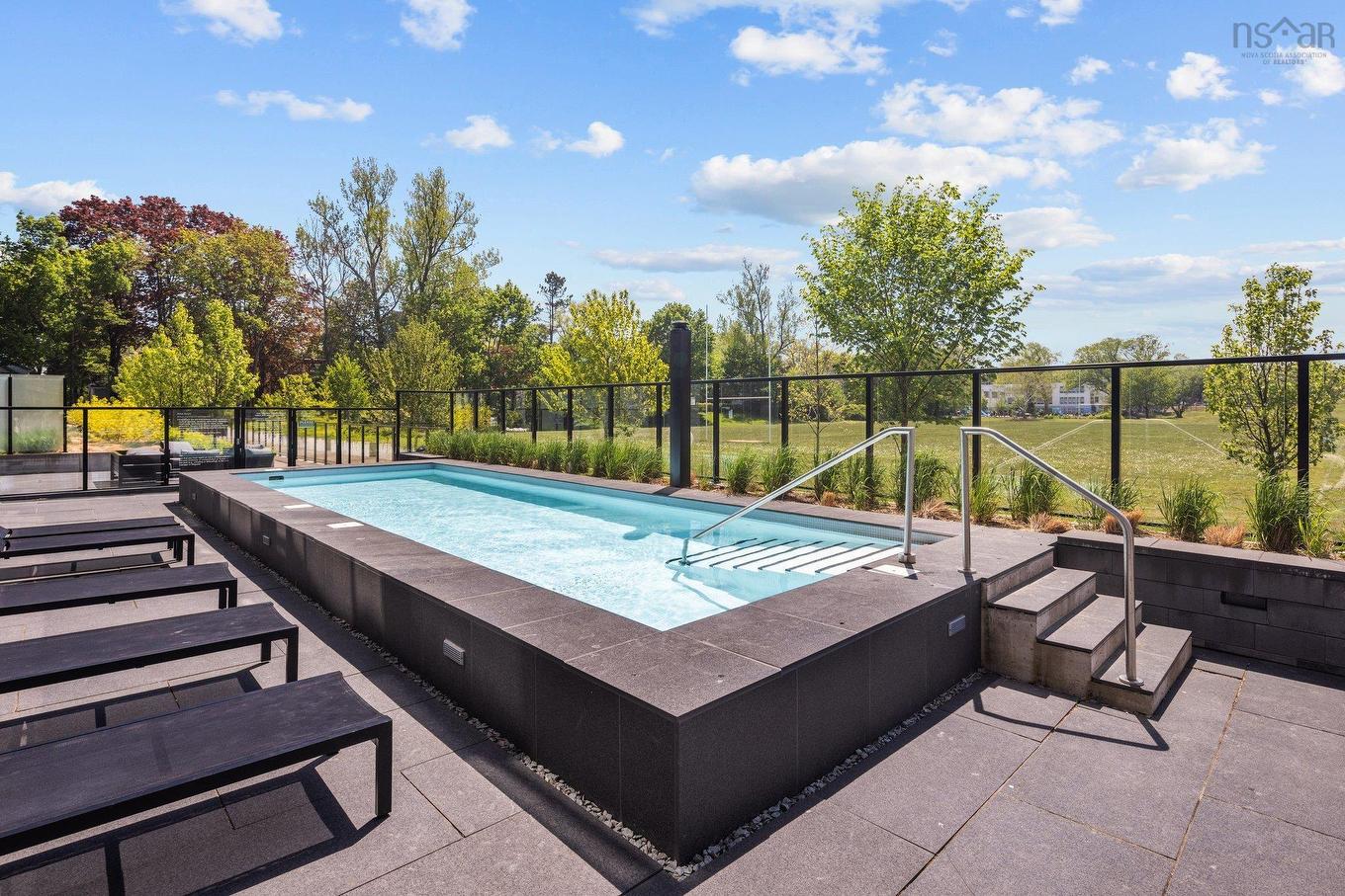 618 1048 Wellington Street, Halifax, NS