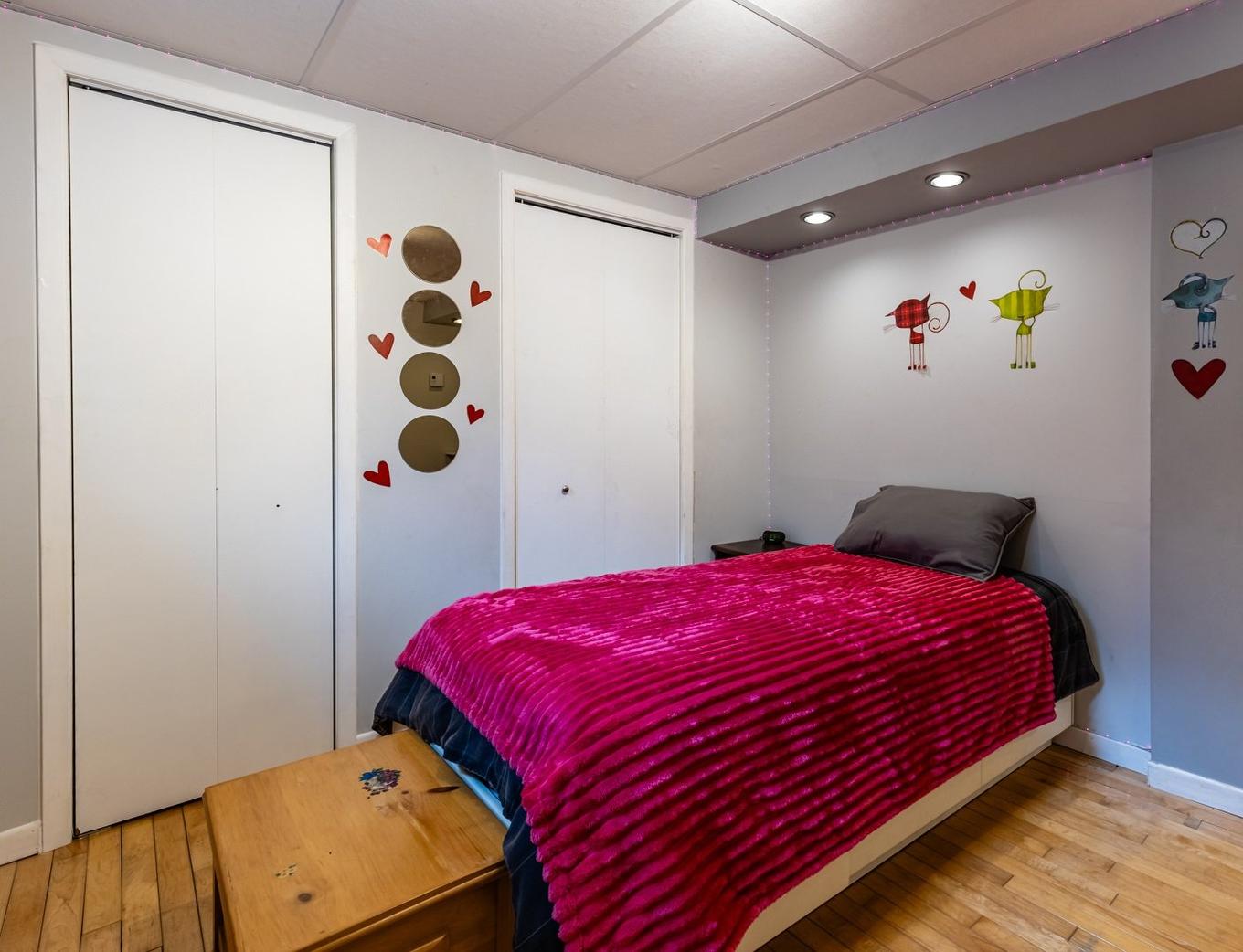 Chambre à coucher - 1425 Rue De L'Everest, Québec (La Haute-Saint-Charles), QC - Indoor Photo Showing Bedroom