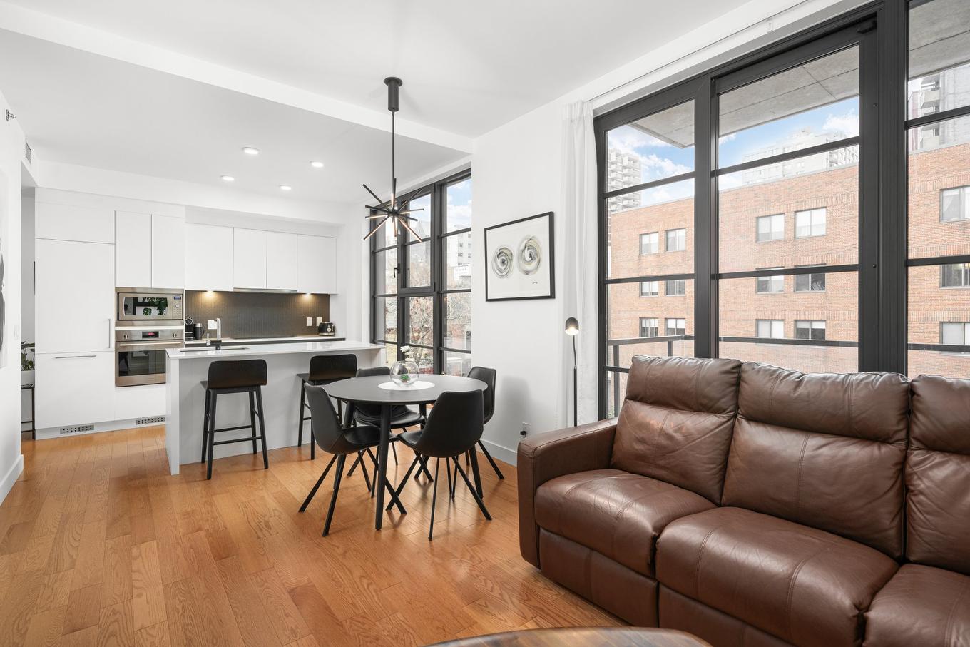 Vue d'ensemble - 407-1115 Rue Du Square-Amherst, Montréal (Ville-Marie), QC - Indoor Photo Showing Living Room