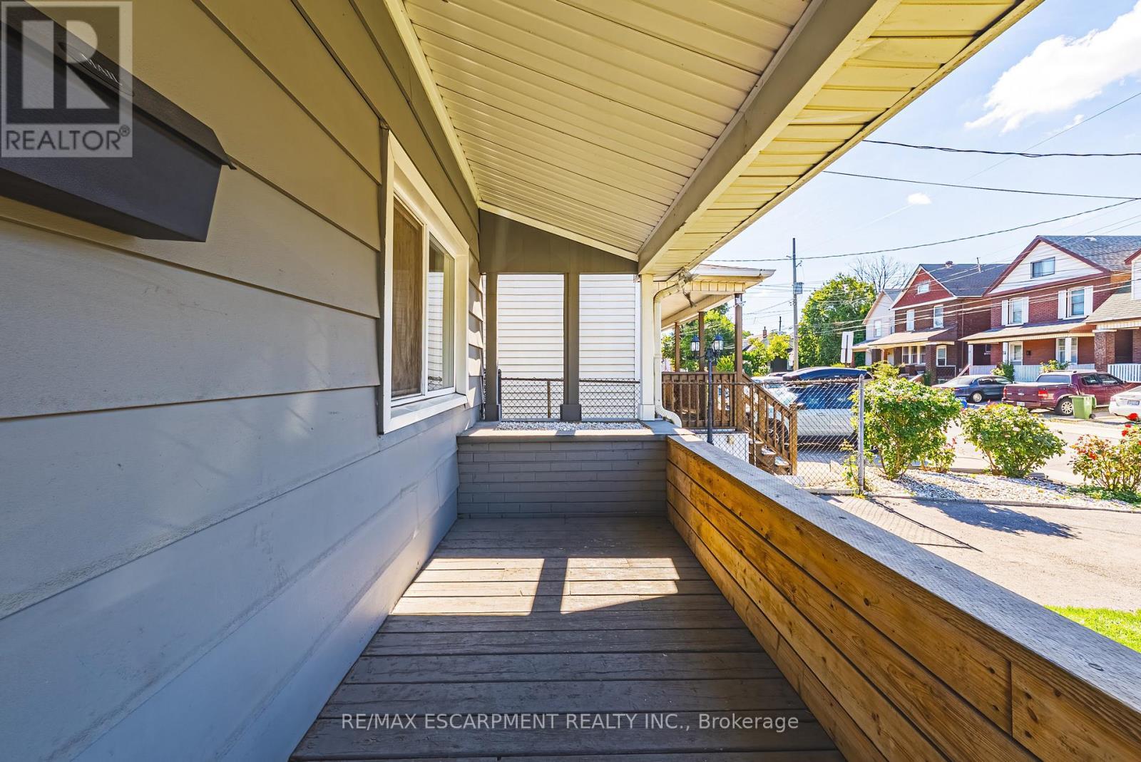 24 Rowanwood Street, Hamilton, ON - Outdoor With Exterior