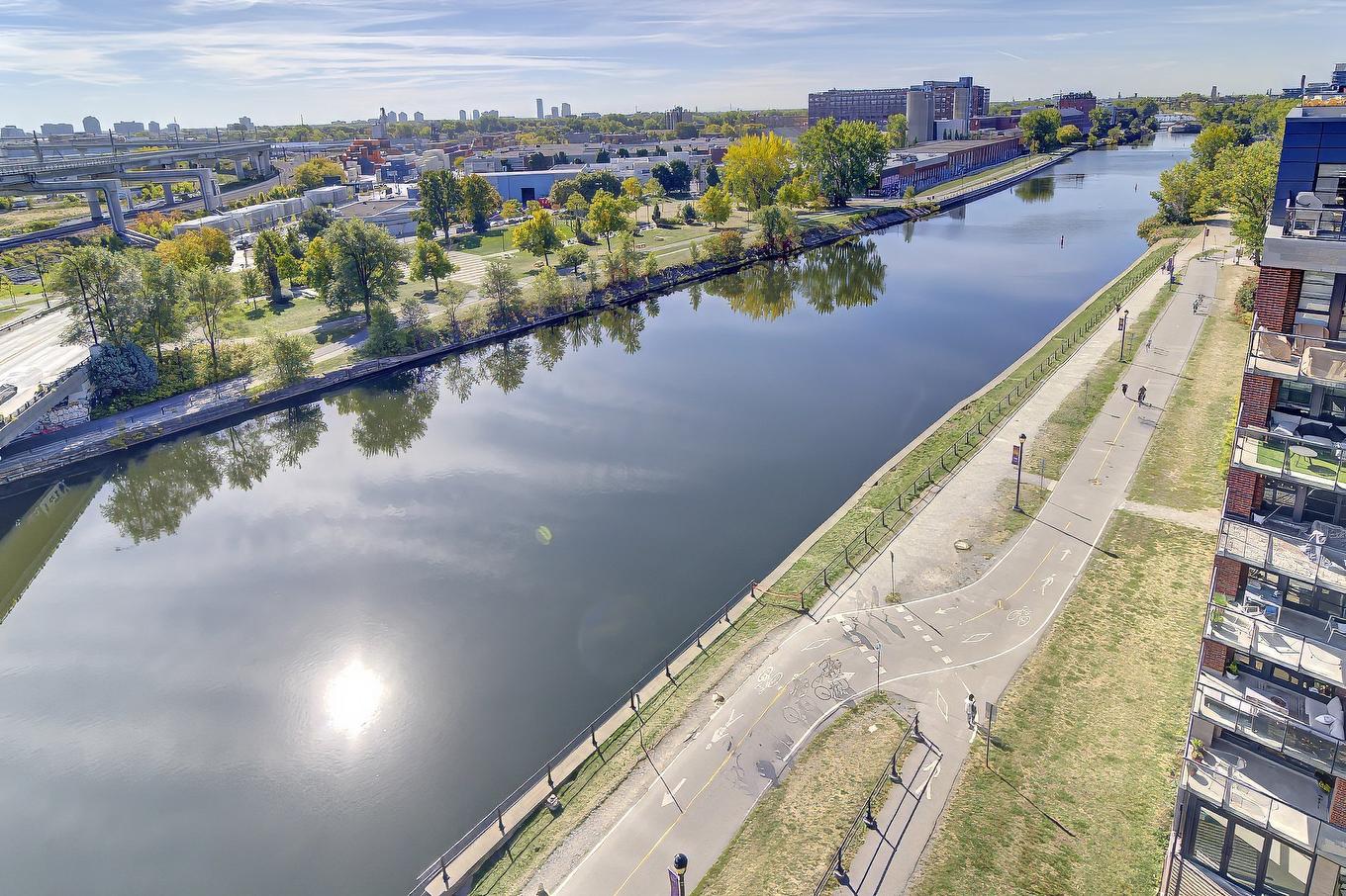 Vue - 802-1320 Rue Olier, Montréal (Le Sud-Ouest), QC - Outdoor With Body Of Water With View