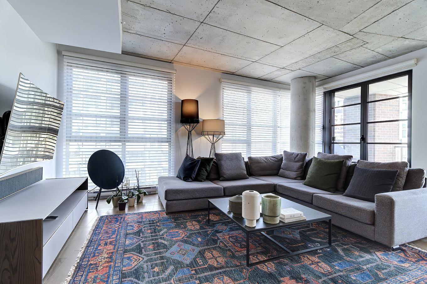 Salon - 802-1320 Rue Olier, Montréal (Le Sud-Ouest), QC - Indoor Photo Showing Living Room