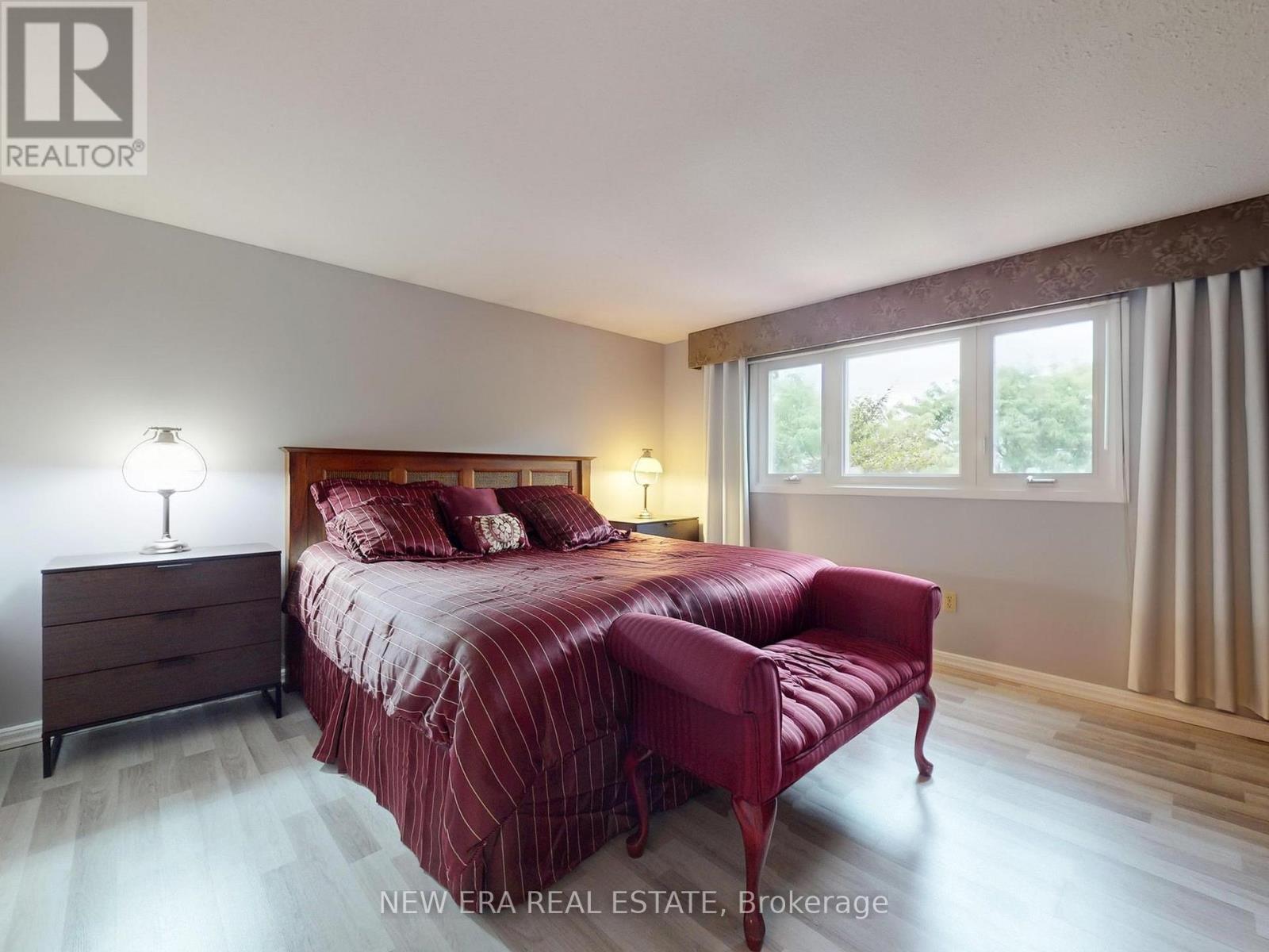 2669 Inlake Court, Mississauga, ON - Indoor Photo Showing Bedroom