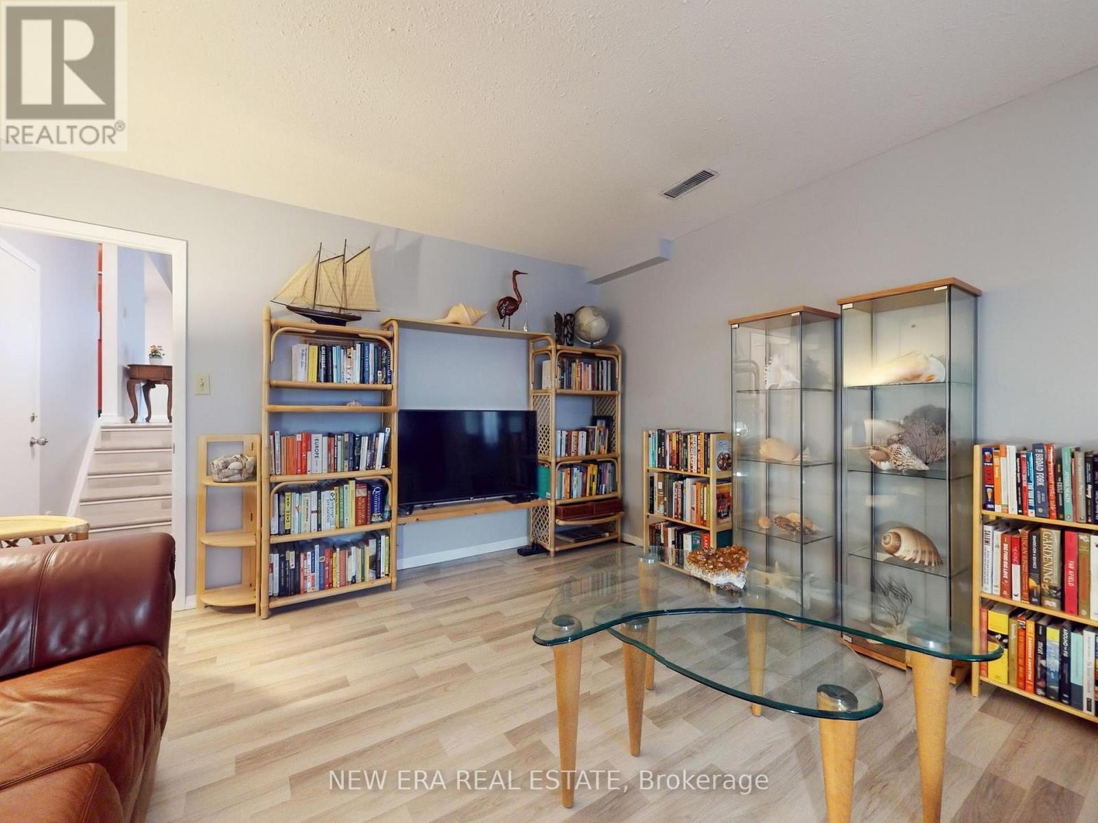 2669 Inlake Court, Mississauga, ON - Indoor