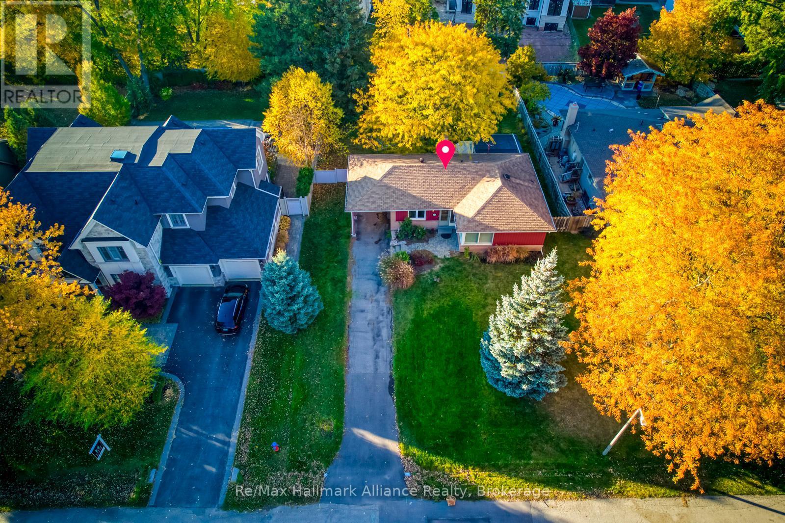 281 Savoy Crescent, Oakville (Sw Southwest), ON - Outdoor With Body Of Water