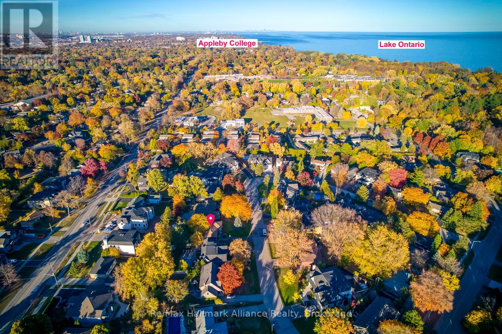 281 Savoy Crescent, Oakville (Sw Southwest), ON - Outdoor With View