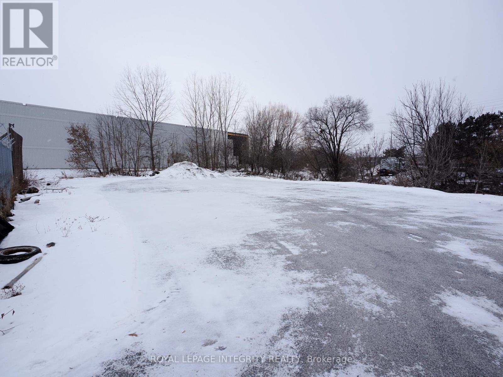 3170 Hawthorne Road, Ottawa, ON