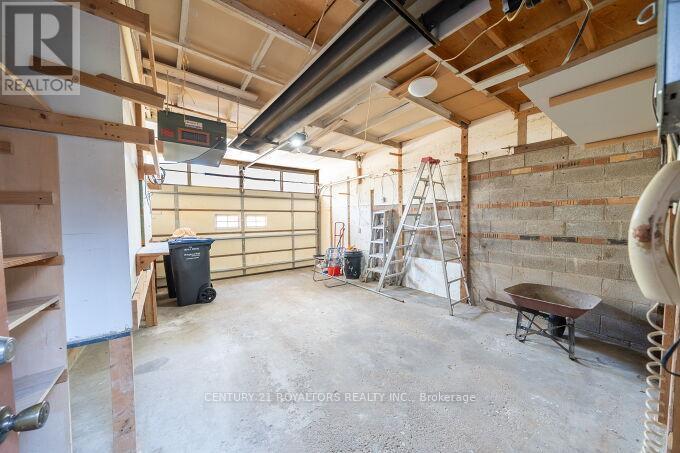 443 Atwater Avenue, Mississauga, ON - Indoor Photo Showing Garage