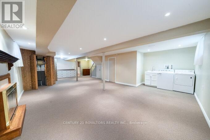 443 Atwater Avenue, Mississauga, ON - Indoor Photo Showing Laundry Room