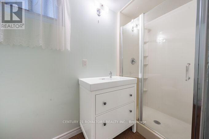 443 Atwater Avenue, Mississauga, ON - Indoor Photo Showing Bathroom