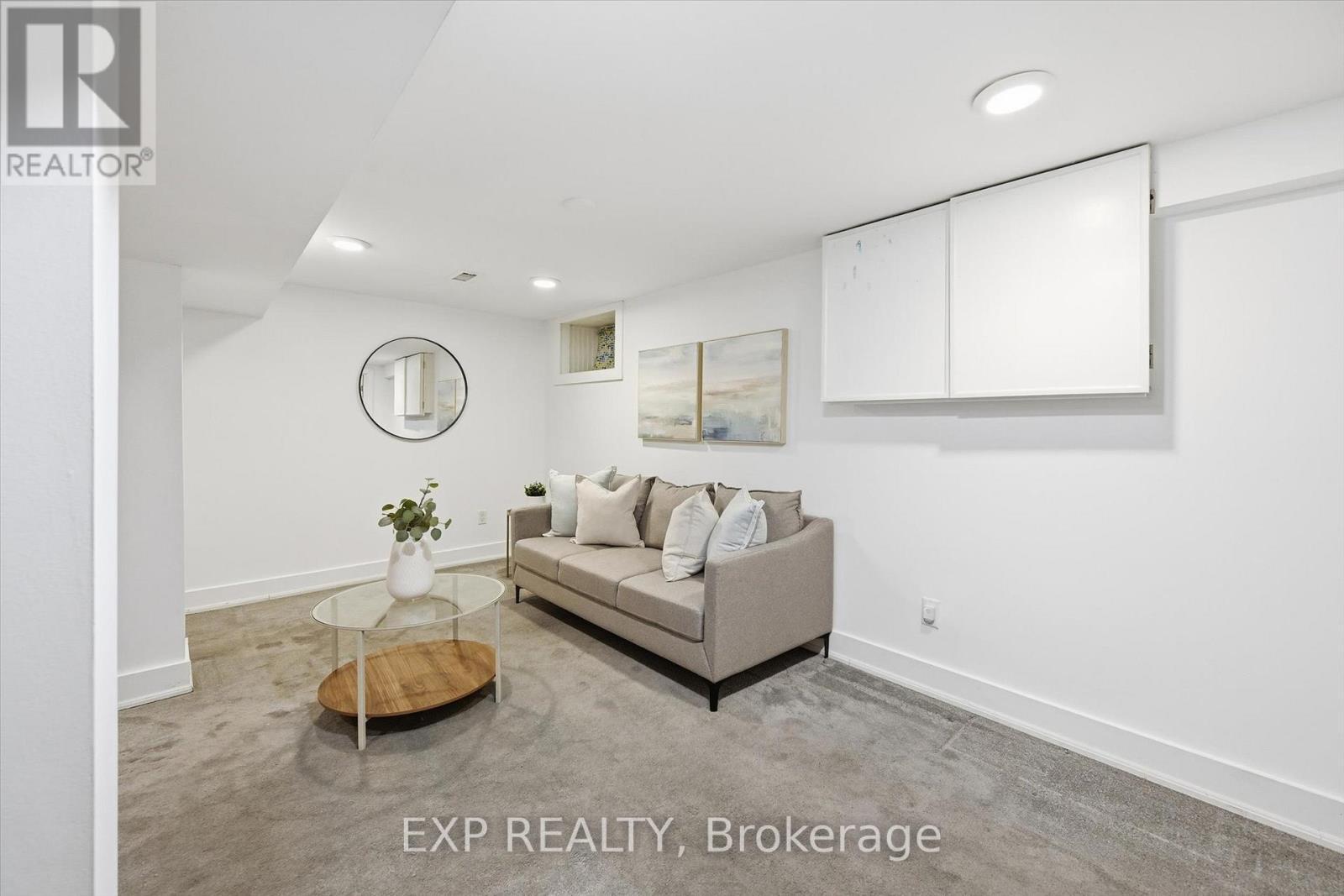 491 Dunsmure Road, Hamilton, ON - Indoor