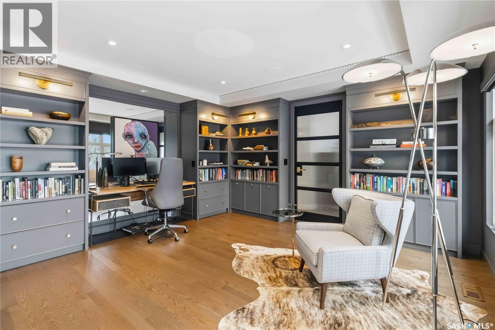 1134 Spadina Crescent E, Saskatoon, SK - Indoor