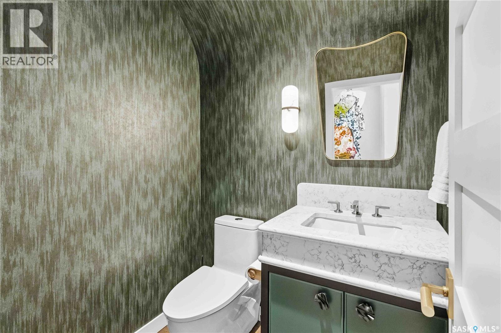 1134 Spadina Crescent E, Saskatoon, SK - Indoor Photo Showing Bathroom