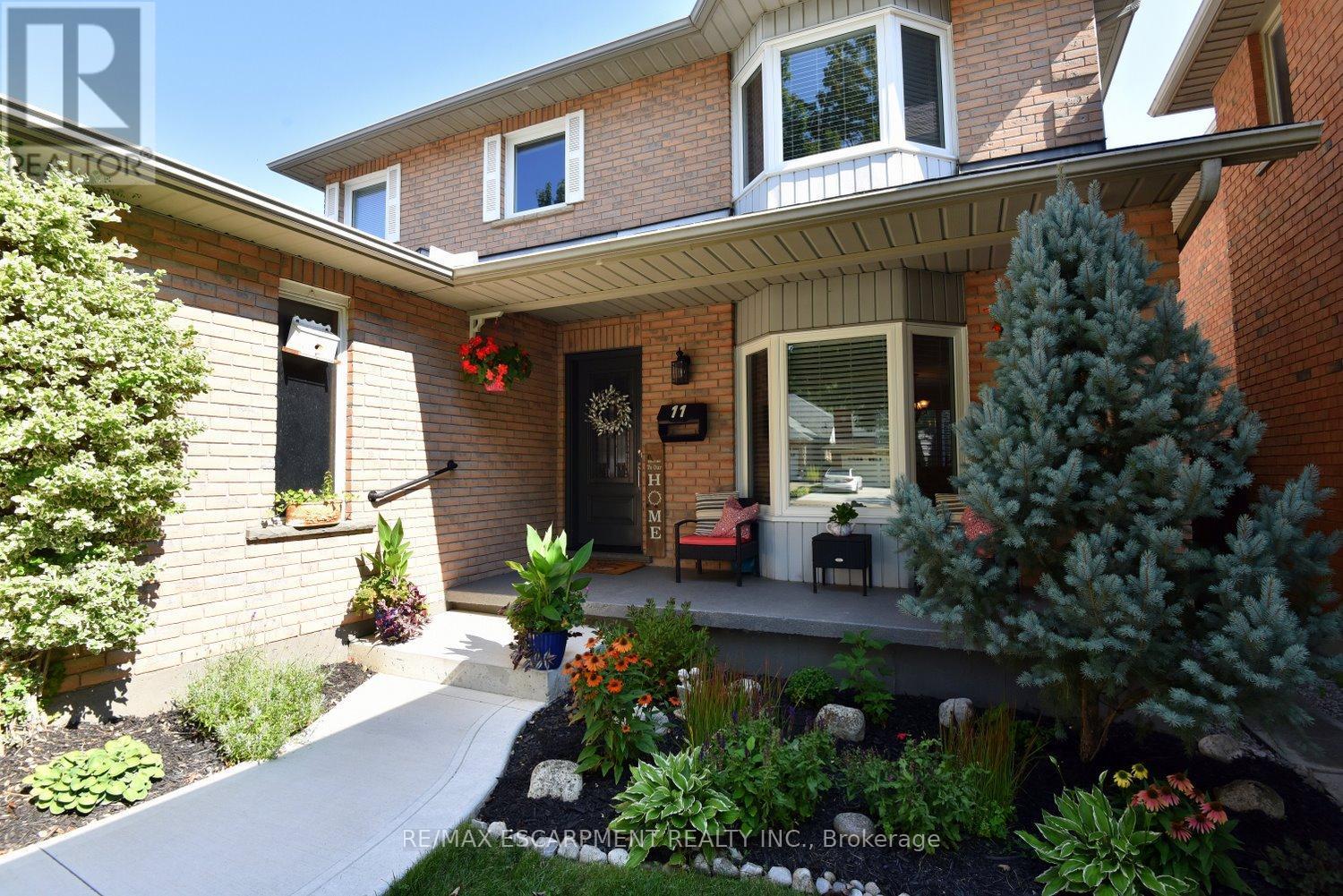 11 Jacqueline Boulevard, Hamilton, ON - Outdoor With Deck Patio Veranda With Exterior