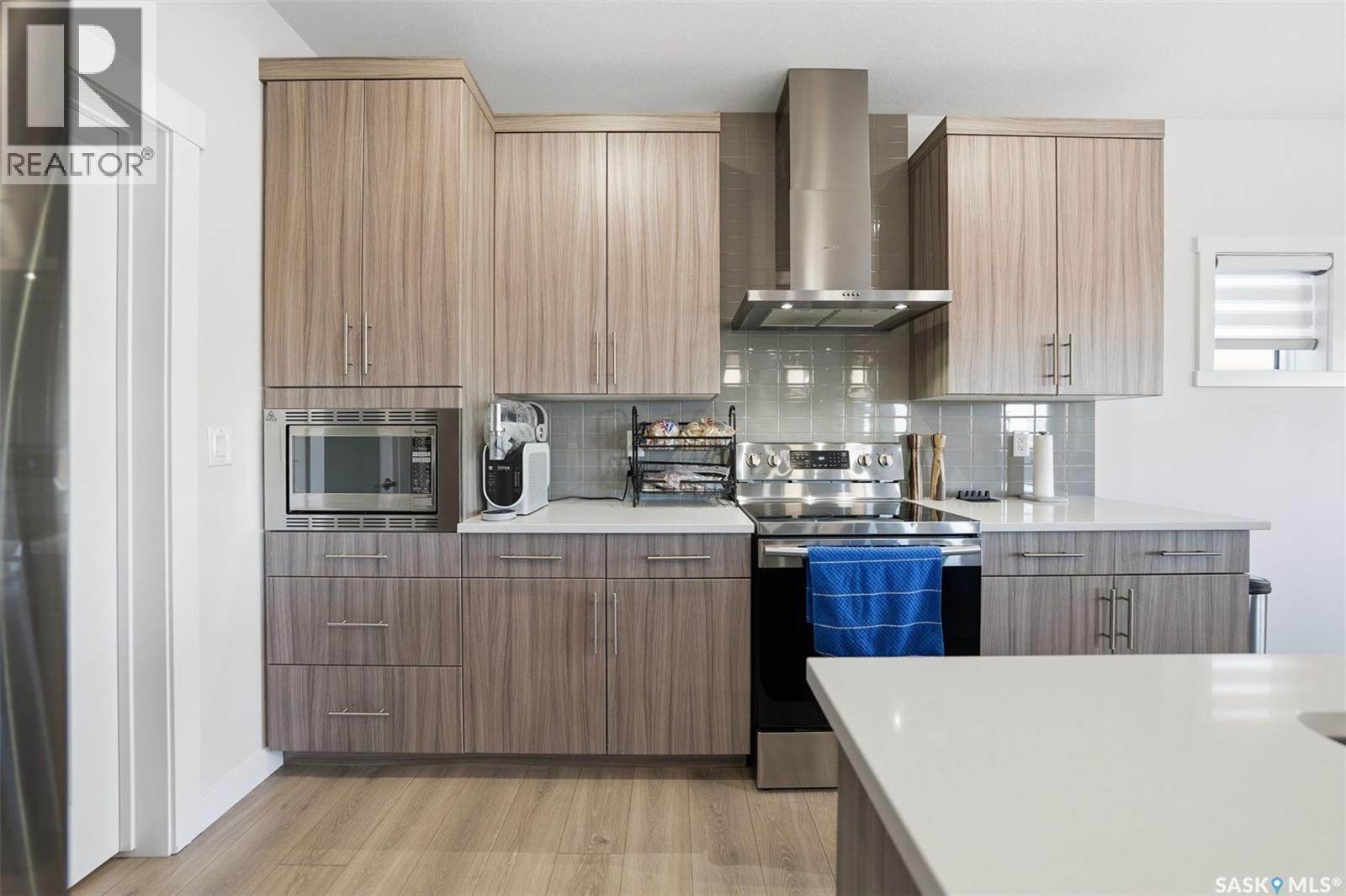 451 Mcfaull Crescent, Saskatoon, SK - Indoor Photo Showing Kitchen