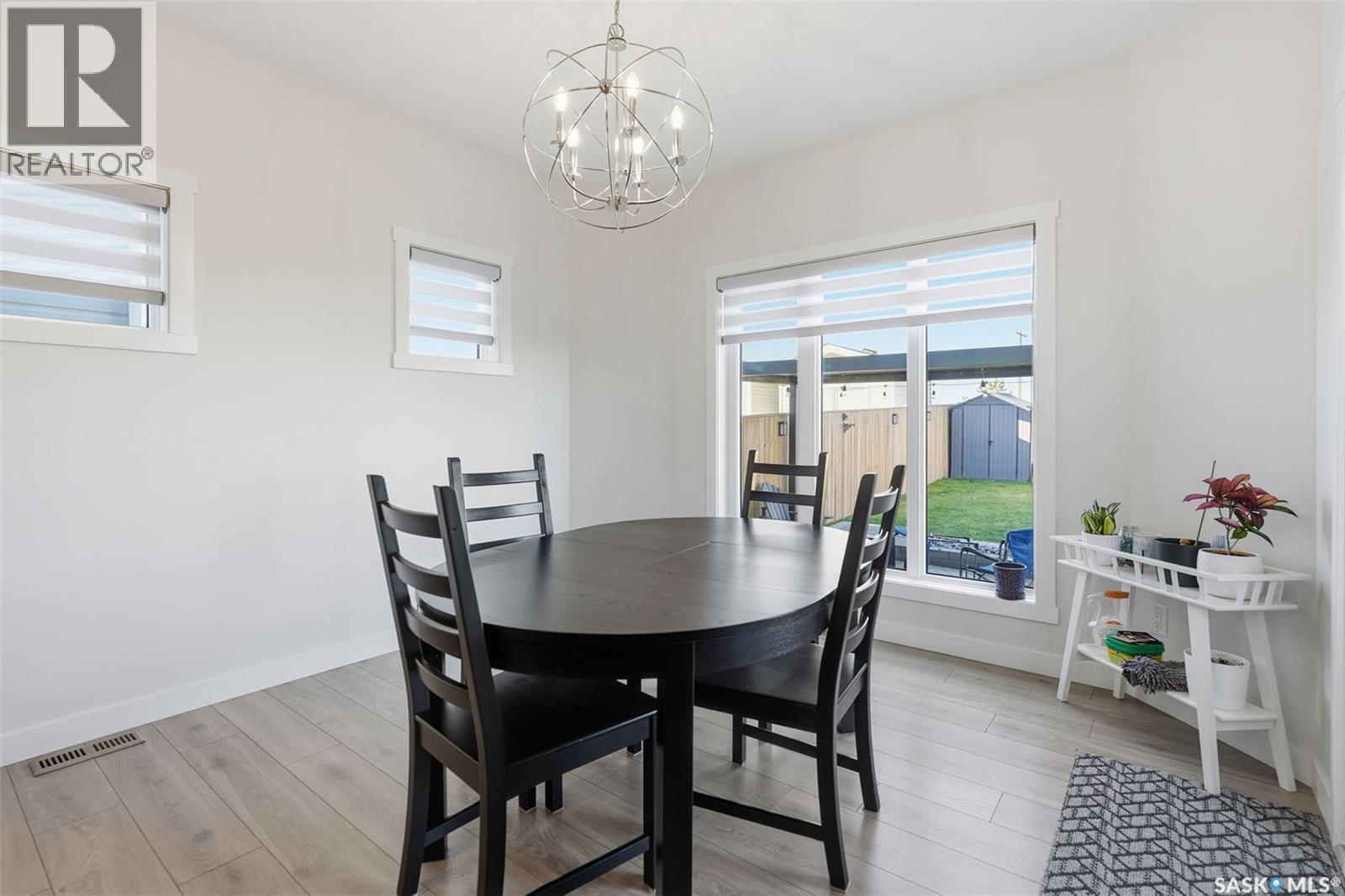 451 Mcfaull Crescent, Saskatoon, SK - Indoor Photo Showing Dining Room