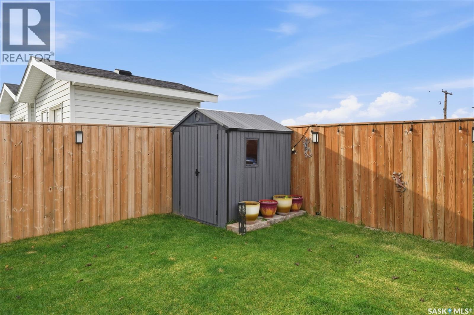 451 Mcfaull Crescent, Saskatoon, SK - Outdoor